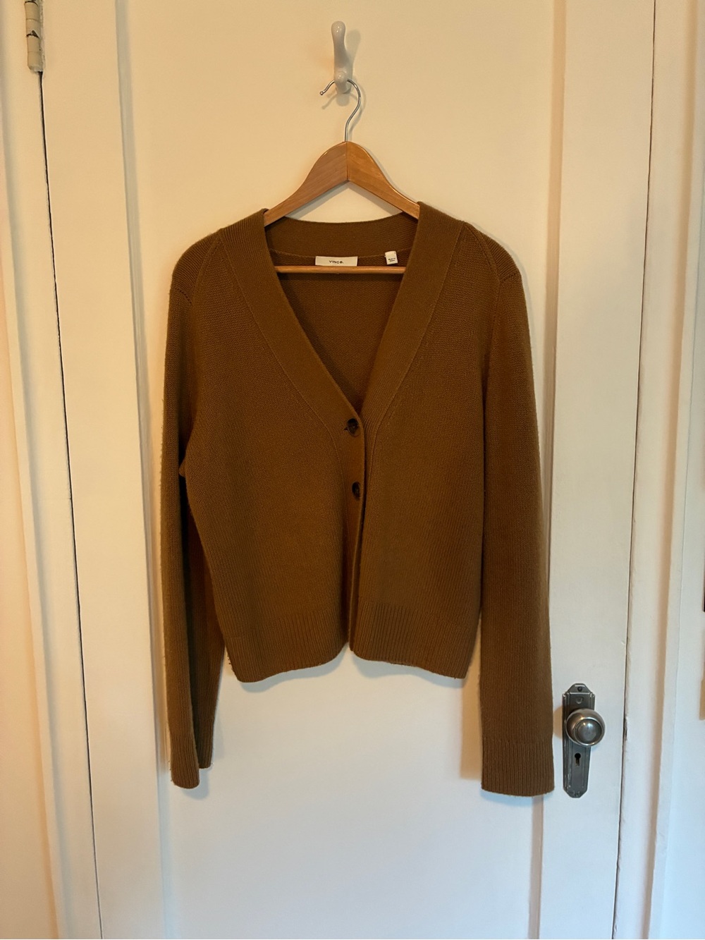 Vince Cashmere Cardigan in Camel, Size L
